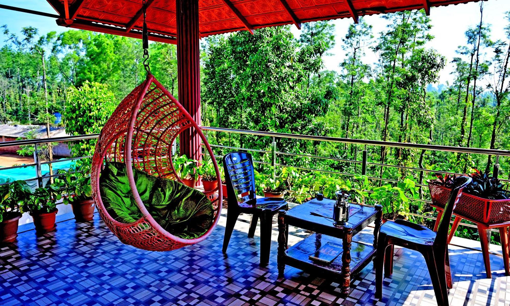 Hulihara Homestay - Full Villa, Coffee Estate & Balcony View Sakleshpur Bagian luar foto